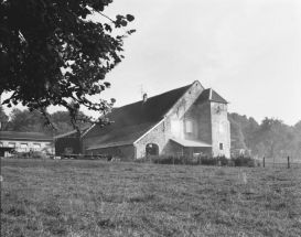 Façades gauche et postérieure. © Région Bourgogne-Franche-Comté, Inventaire du patrimoine