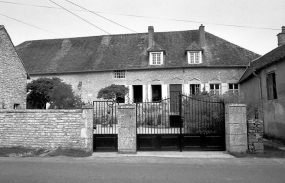 Vue de la partie d'habitation depuis la rue Principale. © Région Bourgogne-Franche-Comté, Inventaire du patrimoine