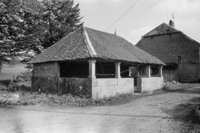 Vue d'ensemble de trois quarts gauche. © Région Bourgogne-Franche-Comté, Inventaire du patrimoine