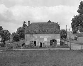 Façade antérieure, vue de face. © Région Bourgogne-Franche-Comté, Inventaire du patrimoine