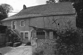 Façade antérieure. © Région Bourgogne-Franche-Comté, Inventaire du patrimoine