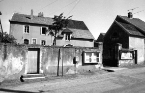 Vue d'ensemble, trois quarts gauche. © Région Bourgogne-Franche-Comté, Inventaire du patrimoine