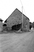 Bâtiment d'habitation annexe sur cour : façade latérale droite. © Région Bourgogne-Franche-Comté, Inventaire du patrimoine