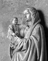 Détail : buste de la Vierge de trois quarts droit. © Région Bourgogne-Franche-Comté, Inventaire du patrimoine