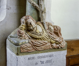 Détail : Jessé vu de trois quarts gauche. © Région Bourgogne-Franche-Comté, Inventaire du patrimoine