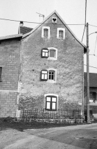 Façade latérale gauche. © Région Bourgogne-Franche-Comté, Inventaire du patrimoine