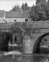 Face aval : la pile. © Région Bourgogne-Franche-Comté, Inventaire du patrimoine