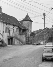 Vue générale de trois quarts gauche. © Région Bourgogne-Franche-Comté, Inventaire du patrimoine