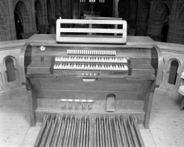 Console vue de face. © Région Bourgogne-Franche-Comté, Inventaire du patrimoine