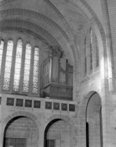 Buffet droit vu de trois quarts gauche. © Région Bourgogne-Franche-Comté, Inventaire du patrimoine