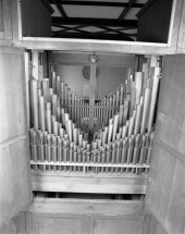 Tuyauterie du clavier de grand orgue vue de face. © Région Bourgogne-Franche-Comté, Inventaire du patrimoine