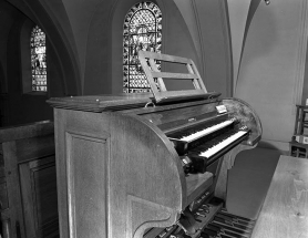 Console vue de trois quarts gauche. © Région Bourgogne-Franche-Comté, Inventaire du patrimoine