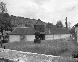 Les communs : façade postérieure. © Région Bourgogne-Franche-Comté, Inventaire du patrimoine