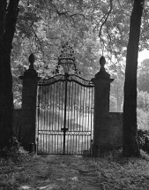 Le portail d'entrée. © Région Bourgogne-Franche-Comté, Inventaire du patrimoine