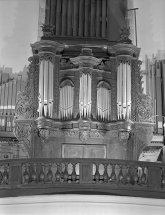 Grand orgue, vu de face en contre-plongée. © Région Bourgogne-Franche-Comté, Inventaire du patrimoine