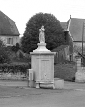 Vue de trois quarts gauche. © Région Bourgogne-Franche-Comté, Inventaire du patrimoine