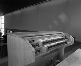 Console vue de trois quarts gauche. © Région Bourgogne-Franche-Comté, Inventaire du patrimoine