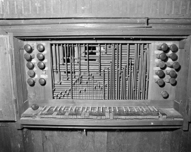 Console vue de face. © Région Bourgogne-Franche-Comté, Inventaire du patrimoine