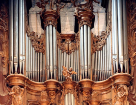 Etage de tuyauterie du grand orgue, vu de face. © Région Bourgogne-Franche-Comté, Inventaire du patrimoine