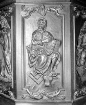 Quatrième panneau de la cuve : saint Luc. © Région Bourgogne-Franche-Comté, Inventaire du patrimoine