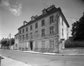 Vue d'ensemble de trois quarts droit. © Région Bourgogne-Franche-Comté, Inventaire du patrimoine