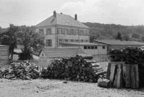 Vue d'ensemble : façade postérieure. © Région Bourgogne-Franche-Comté, Inventaire du patrimoine