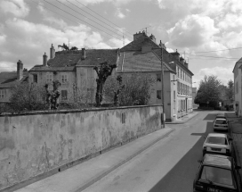 Vue éloignée de trois quarts gauche. © Région Bourgogne-Franche-Comté, Inventaire du patrimoine