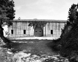 Façade antérieure, vue éloignée. © Région Bourgogne-Franche-Comté, Inventaire du patrimoine