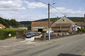 Vue d'ensemble depuis l'ouest. © Région Bourgogne-Franche-Comté, Inventaire du patrimoine