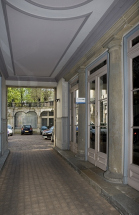 Vue d'ensemble du passage cocher depuis l'entrée. © Région Bourgogne-Franche-Comté, Inventaire du patrimoine