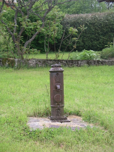 Vue générale sur la borne. © Région Bourgogne-Franche-Comté, Inventaire du patrimoine