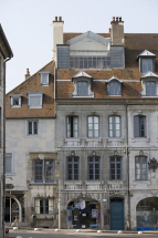 Partie gauche de la façade sur rue, de face. © Région Bourgogne-Franche-Comté, Inventaire du Patrimoine