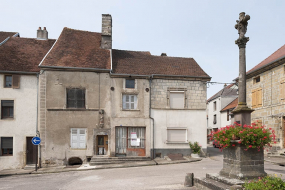 Maison, 17 rue Thiers : maison du prudhomme P. Noblot (portant la date 1660). © Région Bourgogne-Franche-Comté, Inventaire du patrimoine