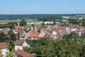 Vue des constructions de la partie basse de la ville © Région Bourgogne-Franche-Comté, Inventaire du patrimoine