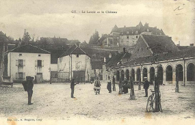Le lavoir sur une carte postale ancienne © Archives départementales de la Haute-Saône