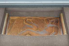 Léda et le cygne (relief n°3). © Région Bourgogne-Franche-Comté, Inventaire du patrimoine