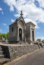 cimetière tombeau © Région Bourgogne-Franche-Comté, Inventaire du patrimoine