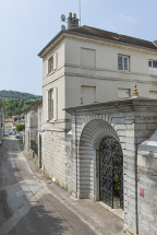 porte monumentale hôtel © Région Bourgogne-Franche-Comté, Inventaire du patrimoine