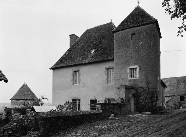 Logis : façade antérieure. © Région Bourgogne-Franche-Comté, Inventaire du patrimoine