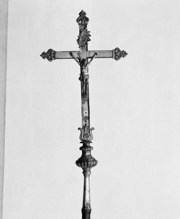 Croix de procession. © Région Bourgogne-Franche-Comté, Inventaire du patrimoine