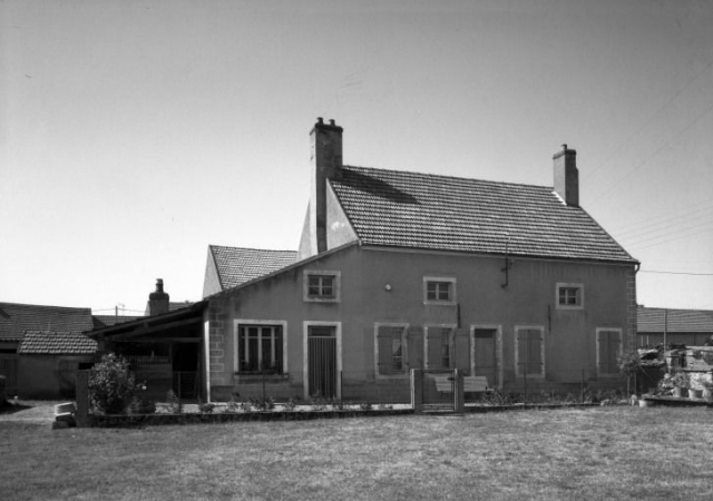 Ferme (1980 AO 23) : logis. © Région Bourgogne-Franche-Comté, Inventaire du patrimoine