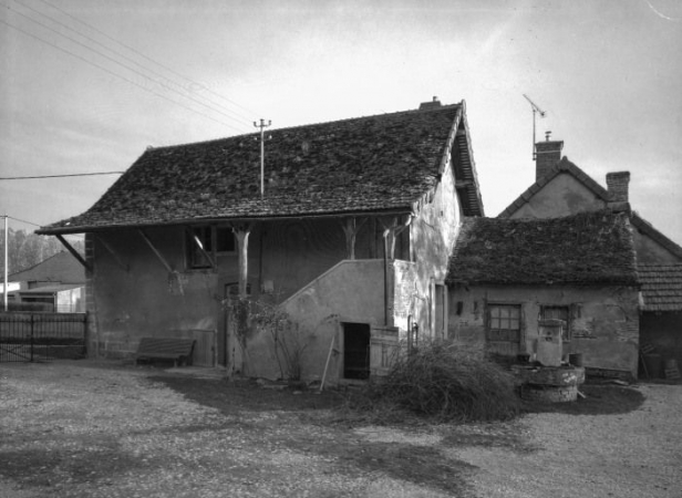 Bâtiment d'habitation et chambre à four. © Région Bourgogne-Franche-Comté, Inventaire du patrimoine