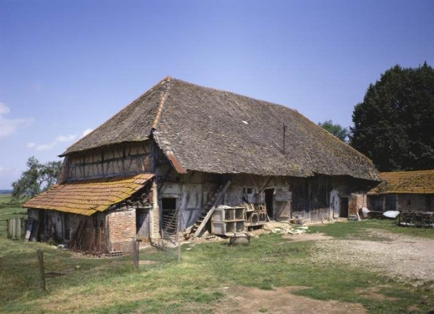 Bâtiment des dépendances. © Région Bourgogne-Franche-Comté, Inventaire du patrimoine