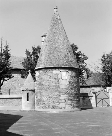 fortification d'agglomération © Région Bourgogne-Franche-Comté, Inventaire du patrimoine