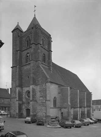 Façade et élévation droite. © Région Bourgogne-Franche-Comté, Inventaire du patrimoine