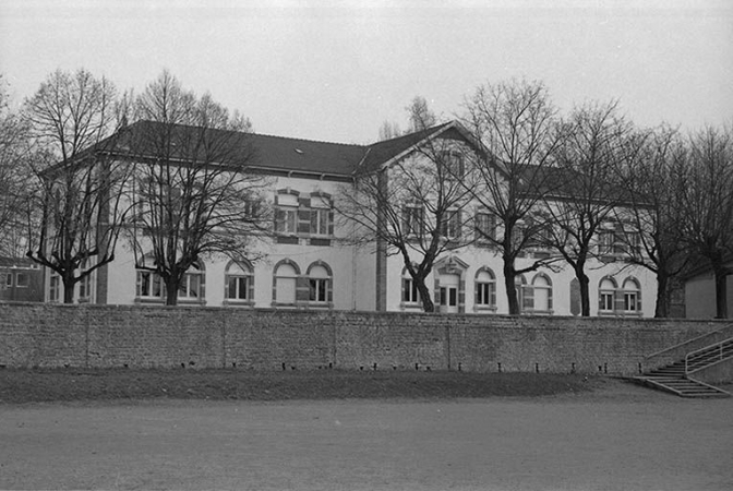 Façade antérieure de l'ancienne école de filles de l'hôpital. © Région Bourgogne-Franche-Comté, Inventaire du patrimoine