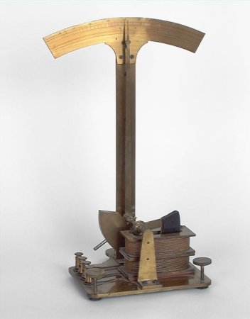 instrument de mesure de forces électromotrices © Région Bourgogne-Franche-Comté, Inventaire du patrimoine