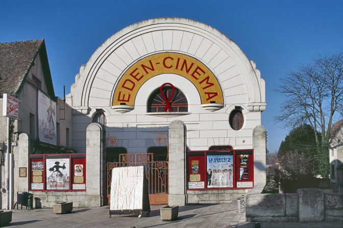 cinéma cercle de sociabilité salle des fêtes © Région Bourgogne-Franche-Comté, Inventaire du patrimoine cinéma cercle de sociabilité salle des fêtes © Région Bourgogne-Franche-Comté, Inventaire du patrimoine