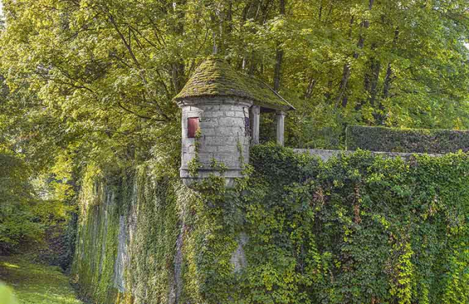 fortification d'agglomération bastion © Région Bourgogne-Franche-Comté, Inventaire du patrimoine