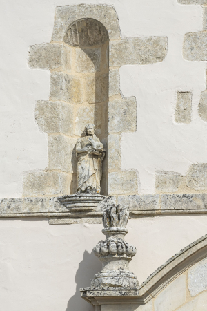 statue © Région Bourgogne-Franche-Comté, Inventaire du patrimoine statue © Région Bourgogne-Franche-Comté, Inventaire du patrimoine